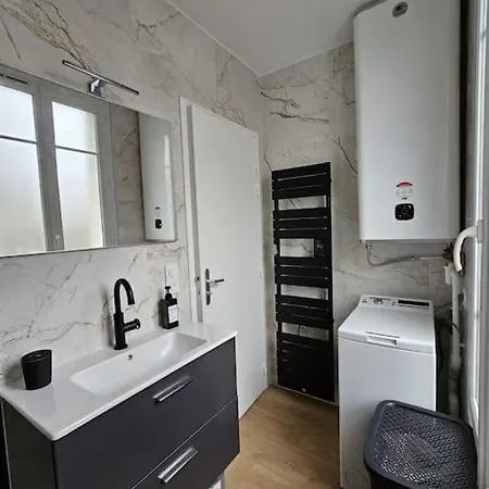 Appartement Cocon Elegant A 10 Min De Paris Et De La Defense Houilles